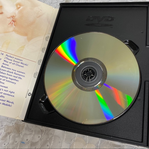 Alex & Emma - Picture 6 of 6